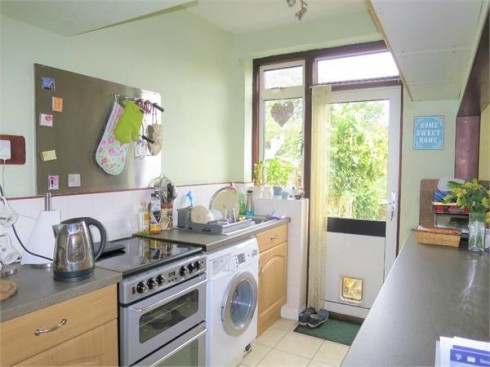 Albany Road, Enfield, Greater London - Photo 8