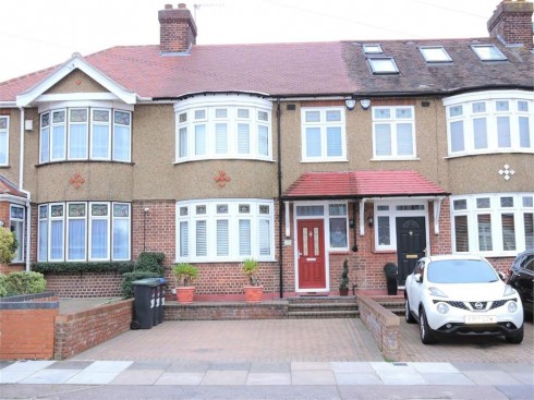 Carterhatch Lane, Enfield, Greater London - Photo 1