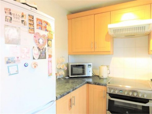 160 Bullsmoor Lane, Enfield, Greater London - Photo 8