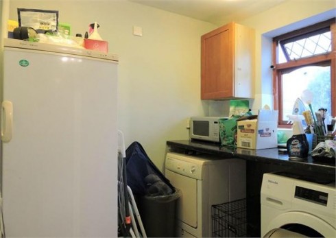 Beltona Gardens, Cheshunt, Waltham Cross, Hertfordshire - Photo 10