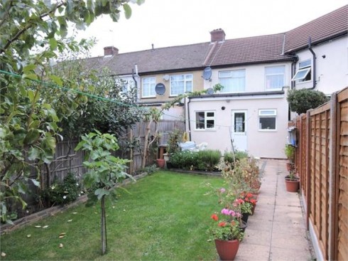 Ian Square, Enfield, Greater London - Photo 18
