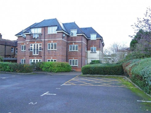 60 Chase Side, Enfield, Greater London - Photo 1