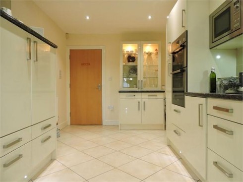 60 Chase Side, Enfield, Greater London - Photo 12
