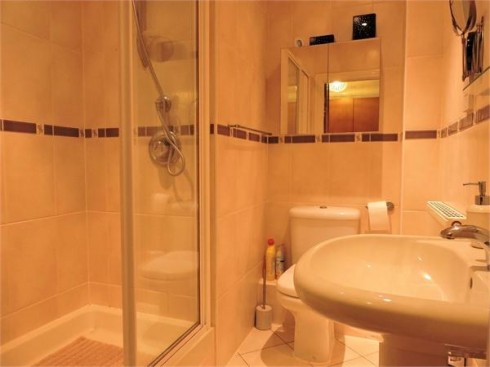 60 Chase Side, Enfield, Greater London - Photo 14
