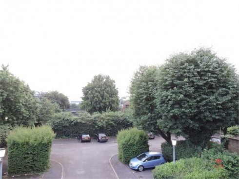 Parkside, Waltham Cross, Hertfordshire - Photo 11