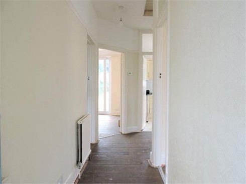 The Meadway, Cuffley, Potters Bar, Hertfordshire - Photo 2