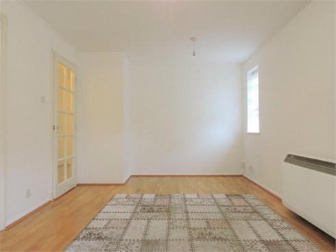 3 Martini Drive, Enfield, Greater London - Photo 3