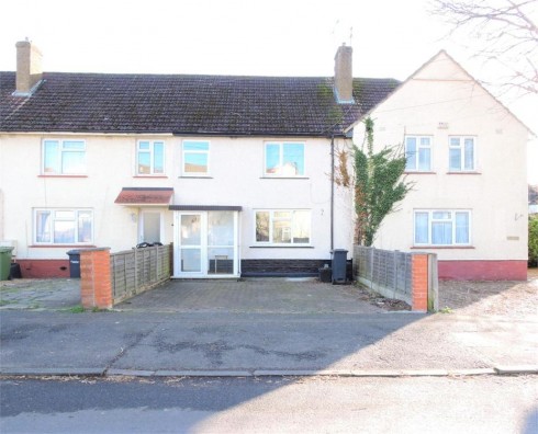 Swanfield Road, Waltham Cross, Hertfordshire - Photo 1